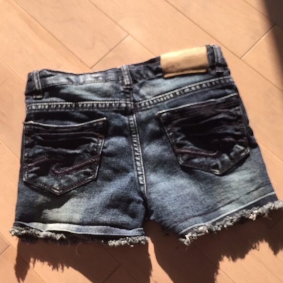 Denim shorts! - Picture 2 of 3
